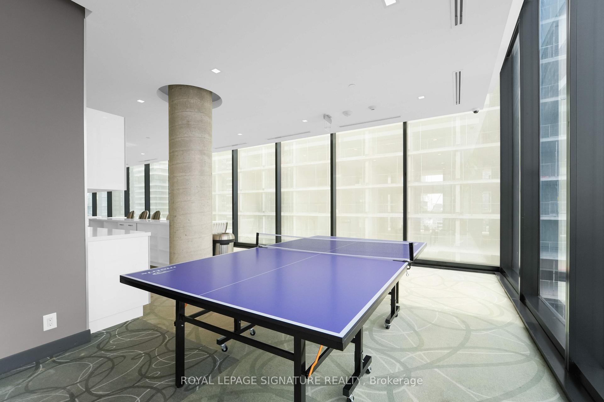 606-11 Charlotte Street, Toronto, ON - Indoor Photo Showing Other Room