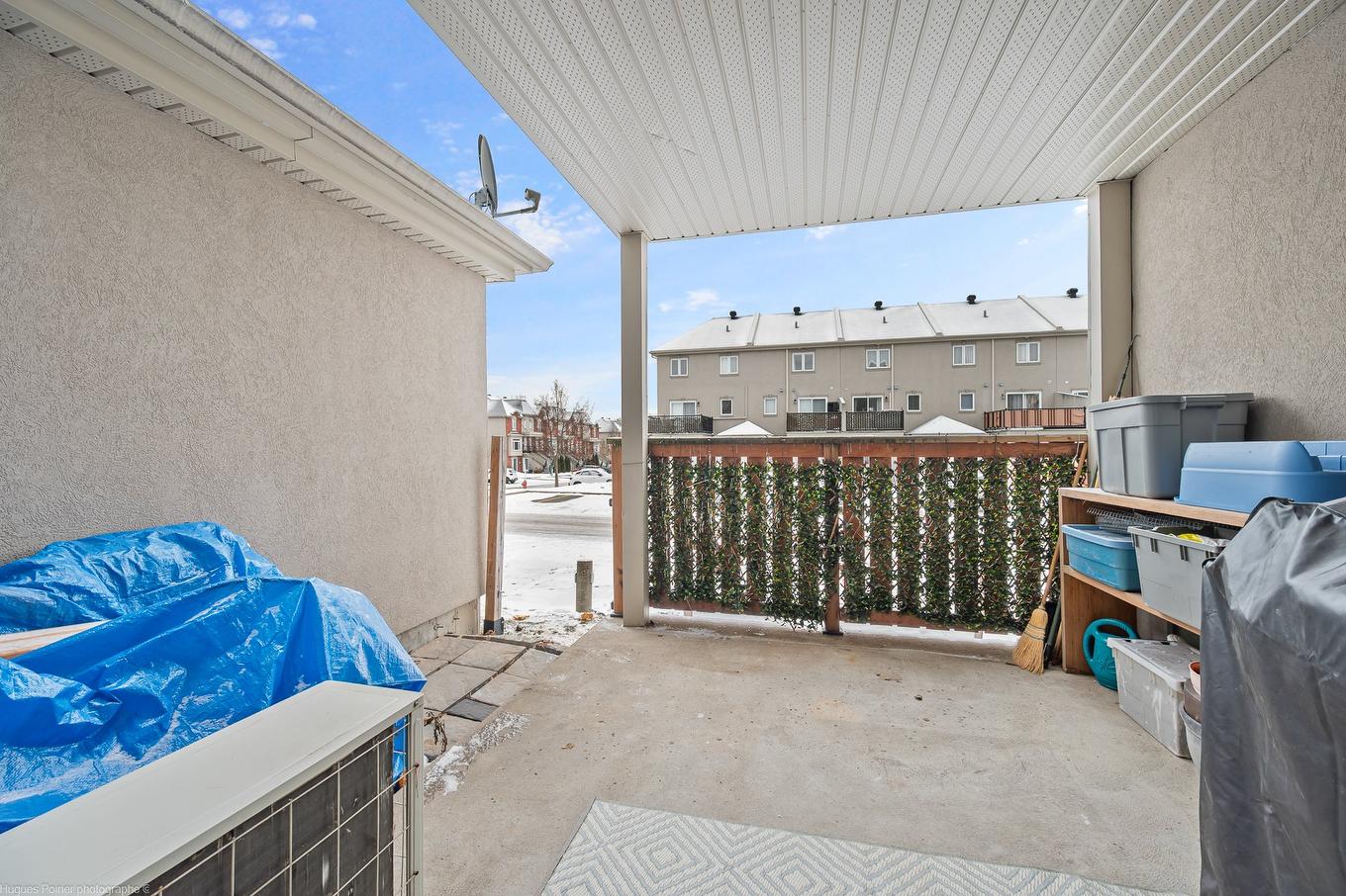 Patio - 8002 Rue Angèle, Laval (Duvernay), QC - Outdoor With Exterior