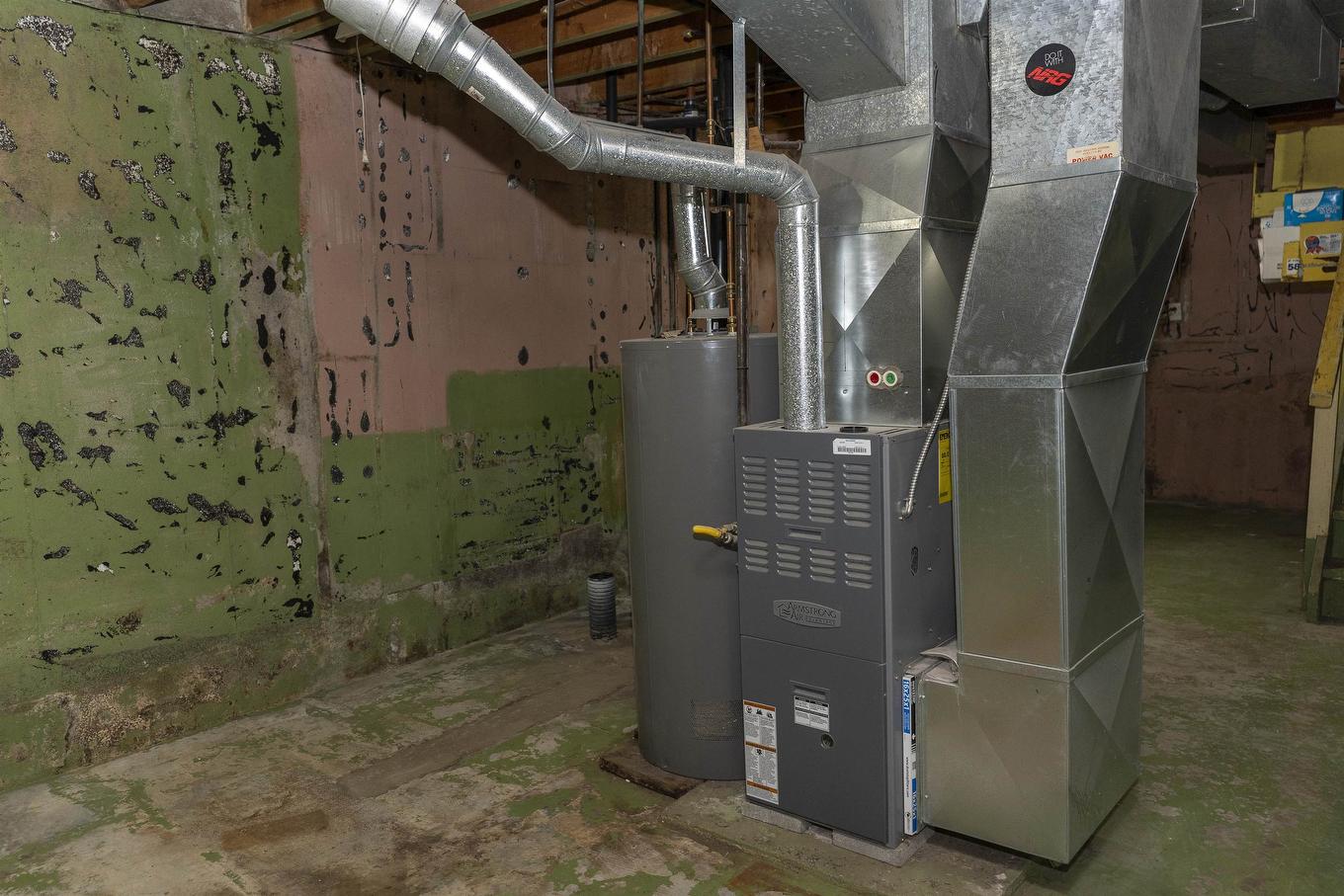 423 Churchill Drive W, Thunder Bay, ON - Indoor Photo Showing Basement