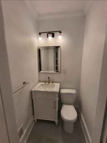 422 Burrows Ave, Winnipeg, MB