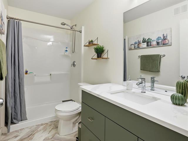 138 Sawka Bay, Winnipeg, MB