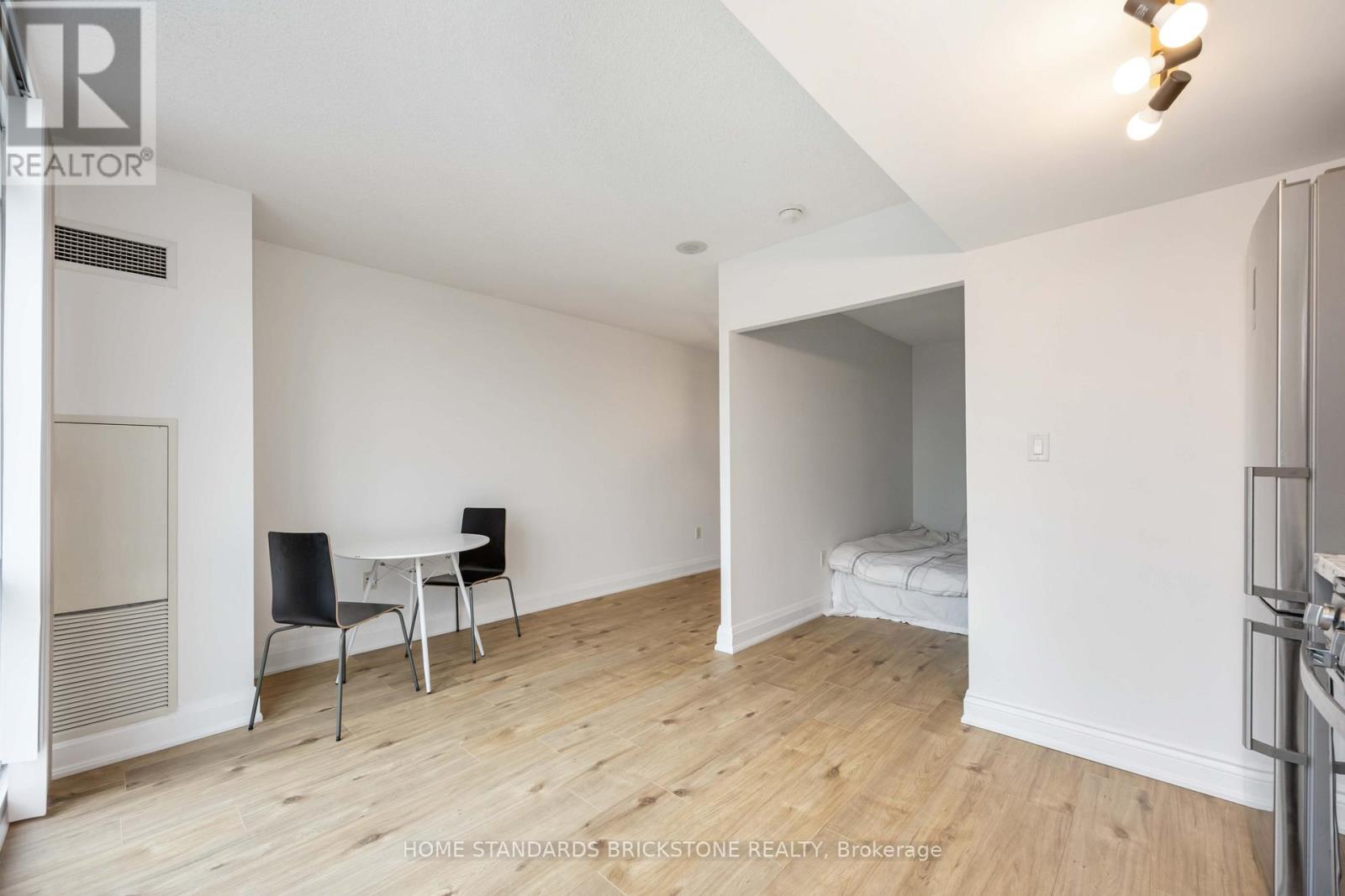 1116 - 11 Brunel Court, Toronto, ON - Indoor