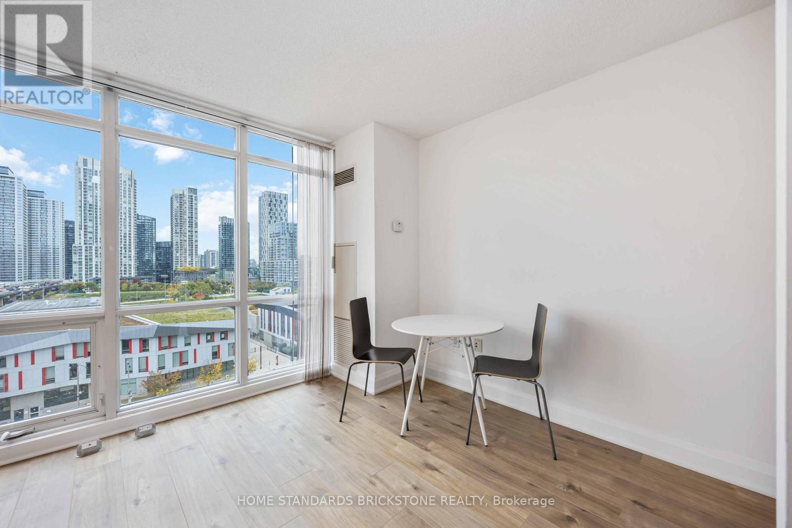 1116 - 11 Brunel Court, Toronto, ON - Indoor Photo Showing Dining Room