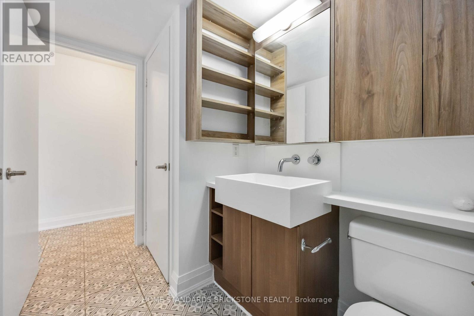 1116 - 11 Brunel Court, Toronto, ON - Indoor Photo Showing Bathroom
