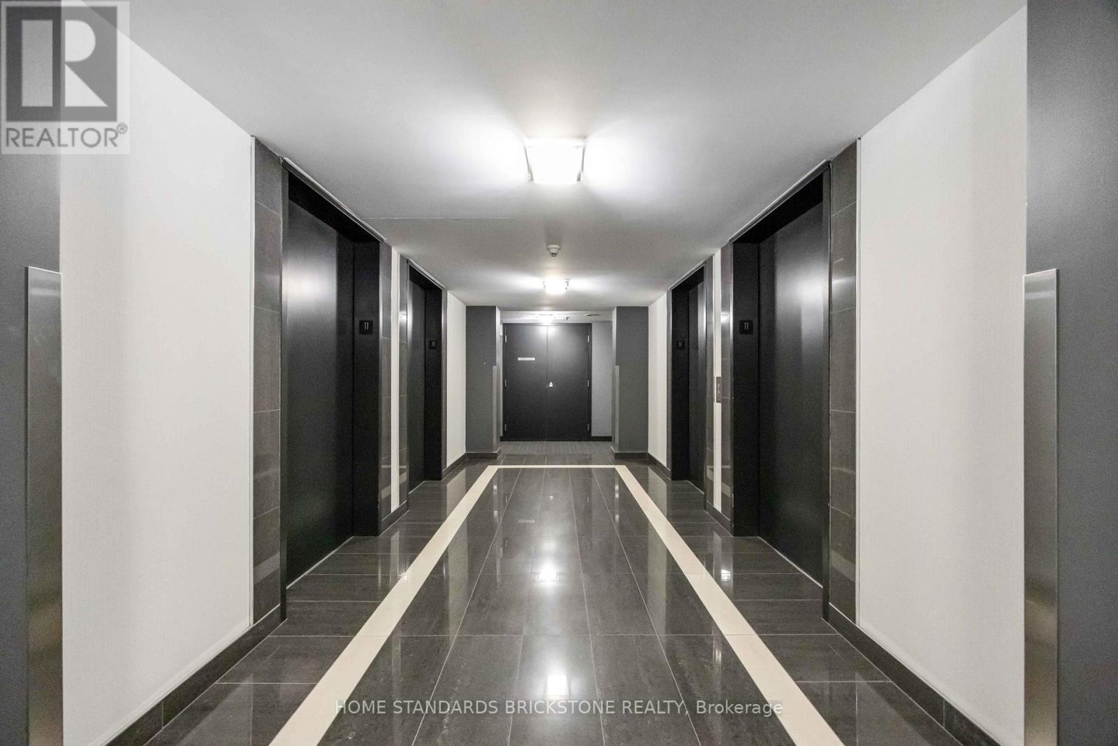 1116 - 11 Brunel Court, Toronto, ON - Indoor Photo Showing Other Room