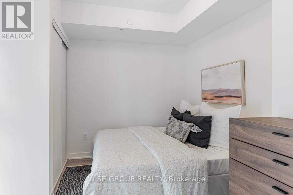 406 - 500 Wilson Avenue, Toronto, ON - Indoor Photo Showing Bedroom