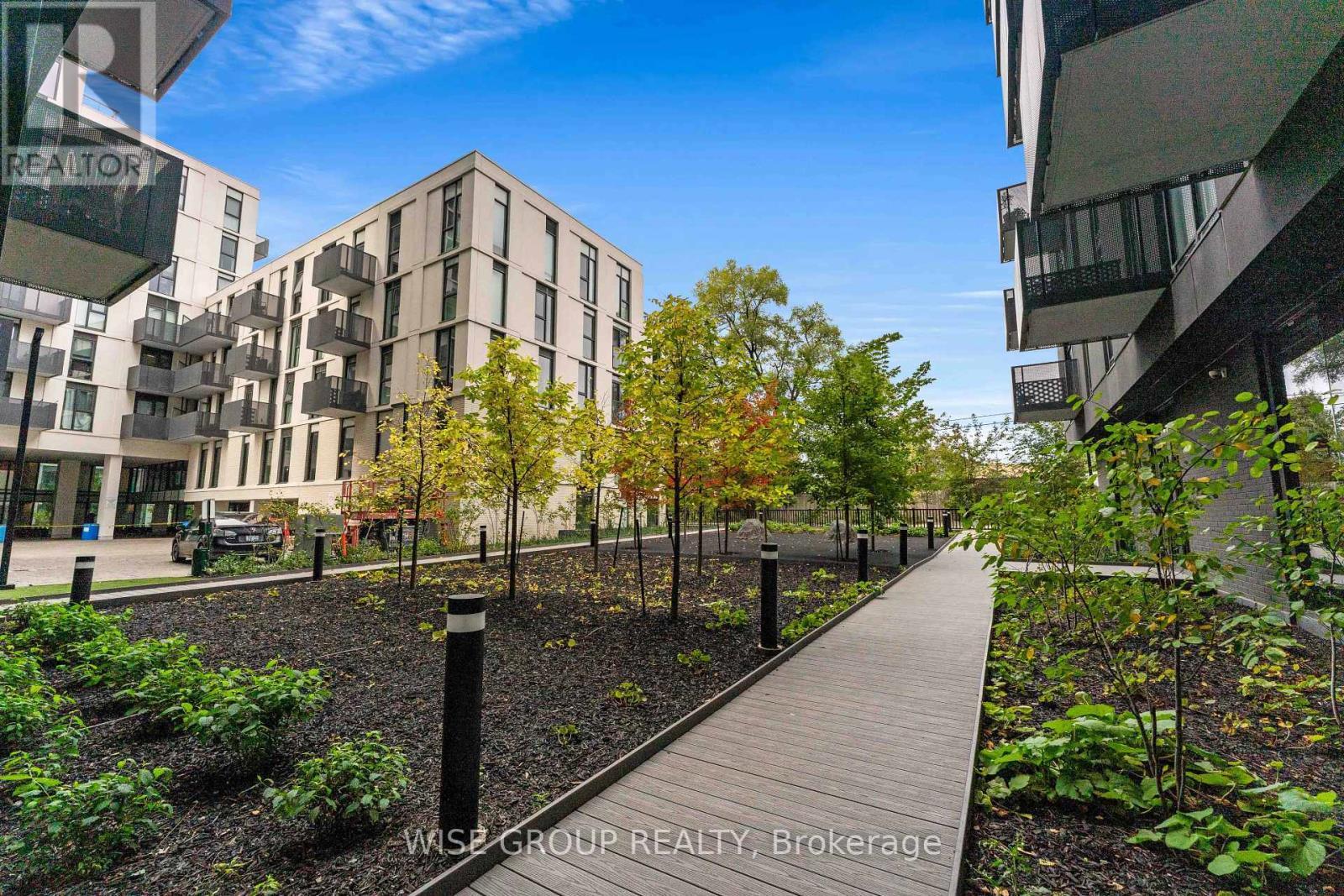 406 - 500 Wilson Avenue, Toronto, ON - Outdoor With Balcony