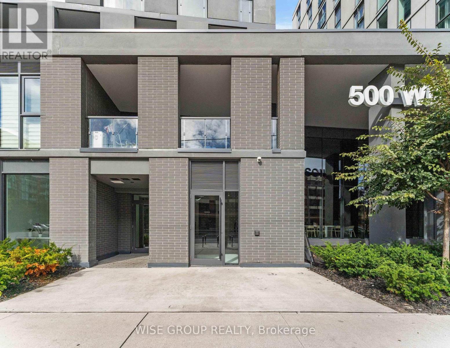 406 - 500 Wilson Avenue, Toronto, ON - Outdoor With Balcony With Exterior
