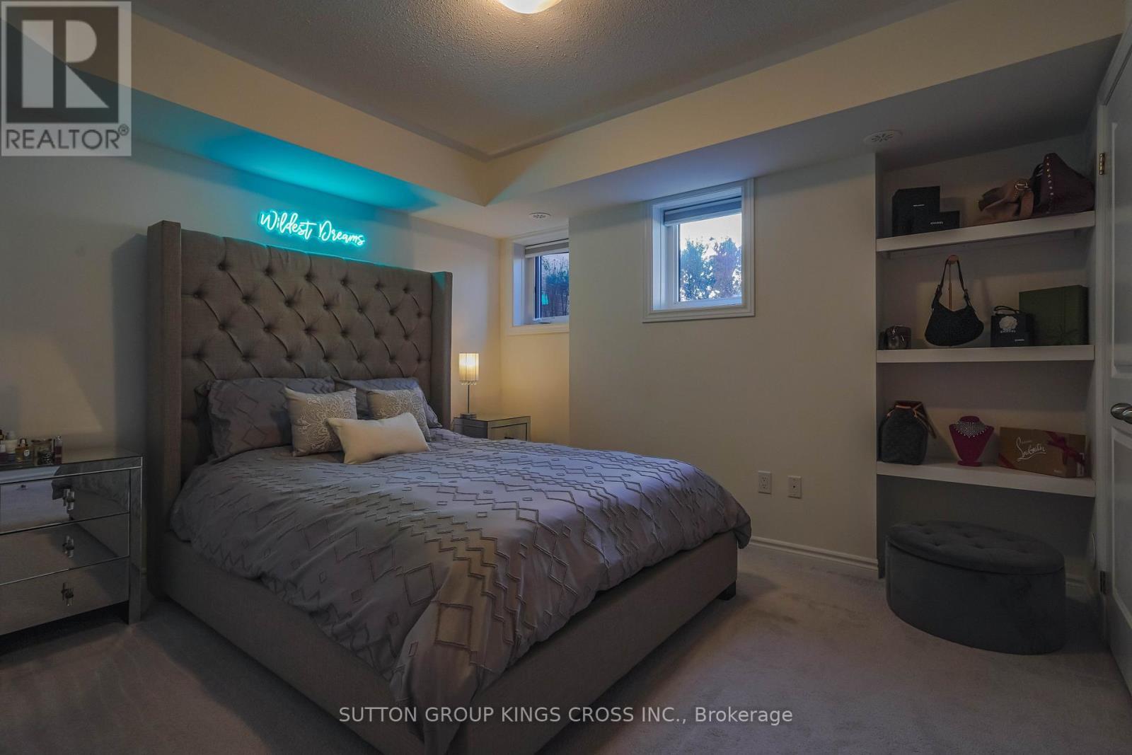 1813 Rex Heath Drive, Pickering, ON - Indoor Photo Showing Bedroom
