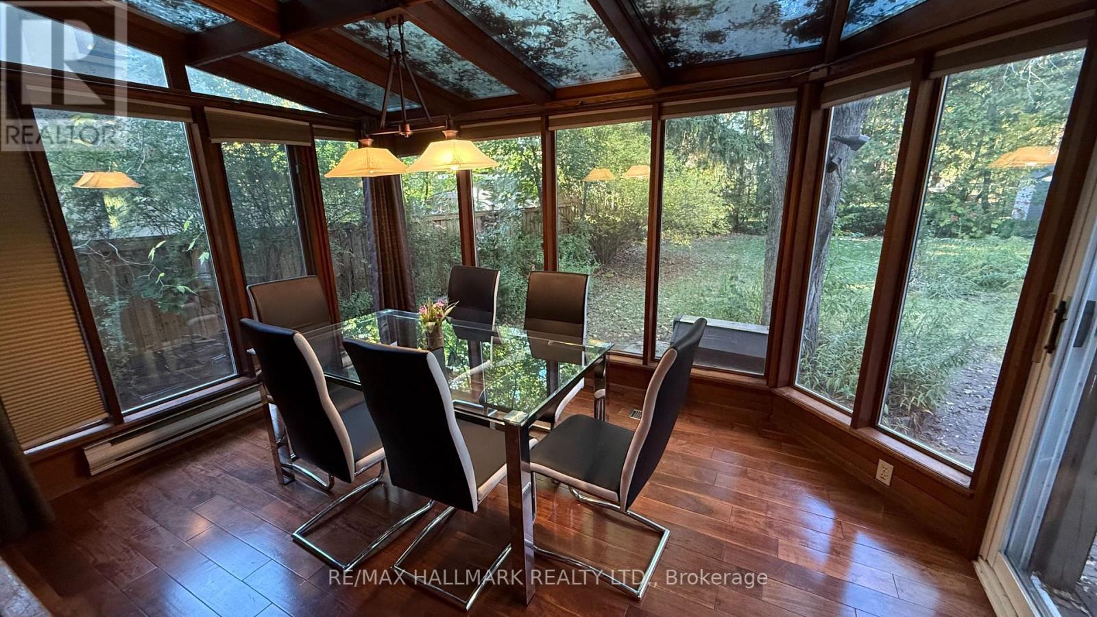 187 Mill Street, Richmond Hill, ON - Indoor Photo Showing Dining Room