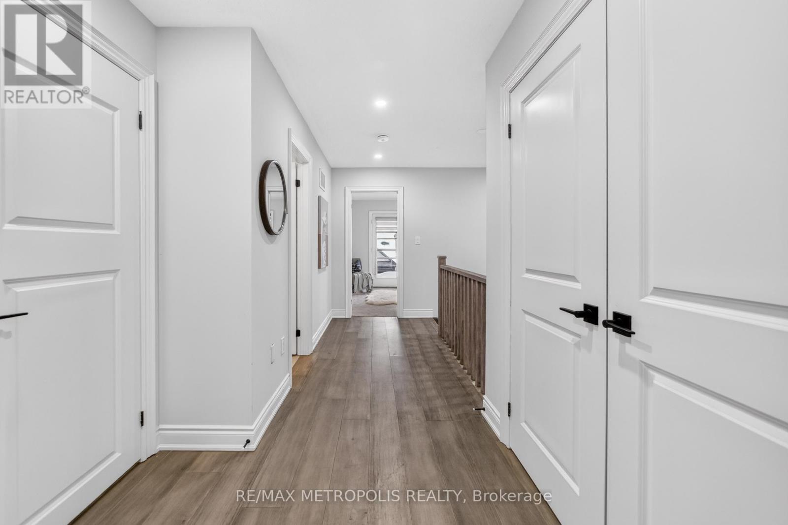 32 Ballinger Way, Uxbridge, ON - Indoor Photo Showing Other Room