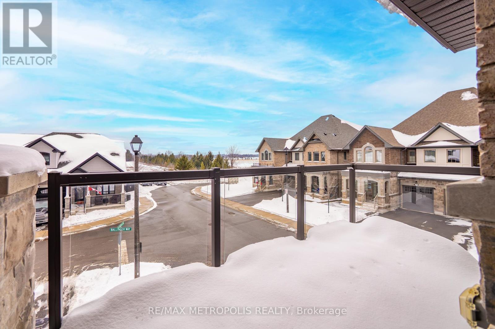 32 Ballinger Way, Uxbridge, ON - Outdoor With Balcony
