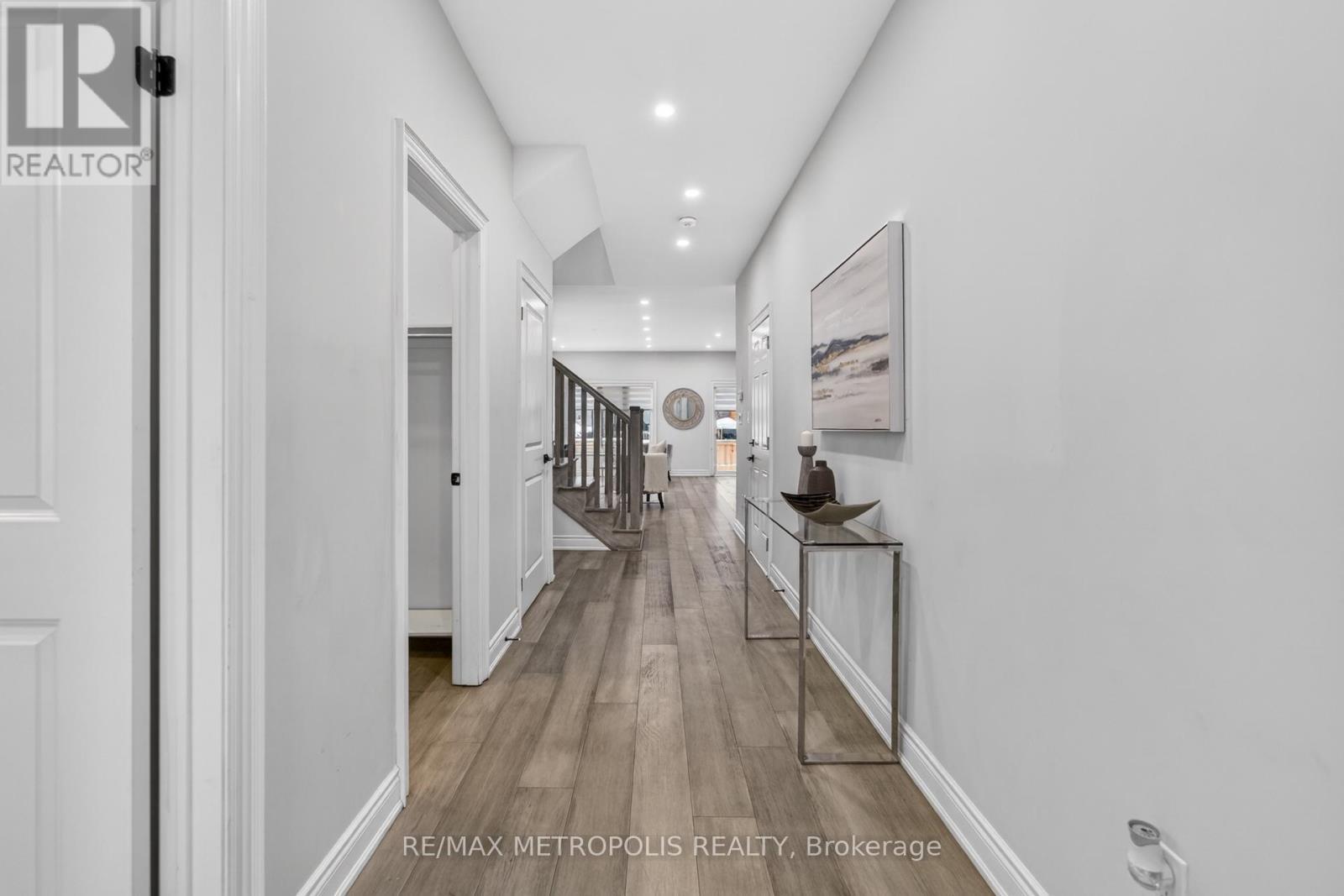 32 Ballinger Way, Uxbridge, ON - Indoor Photo Showing Other Room