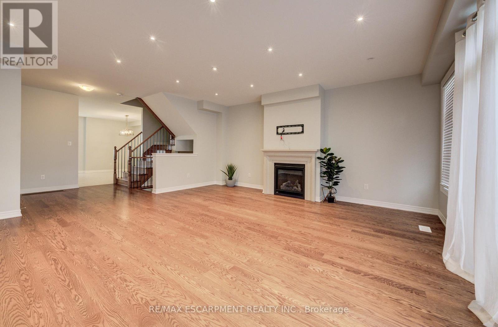 2285 Khalsa Gate, Oakville, ON - Indoor With Fireplace