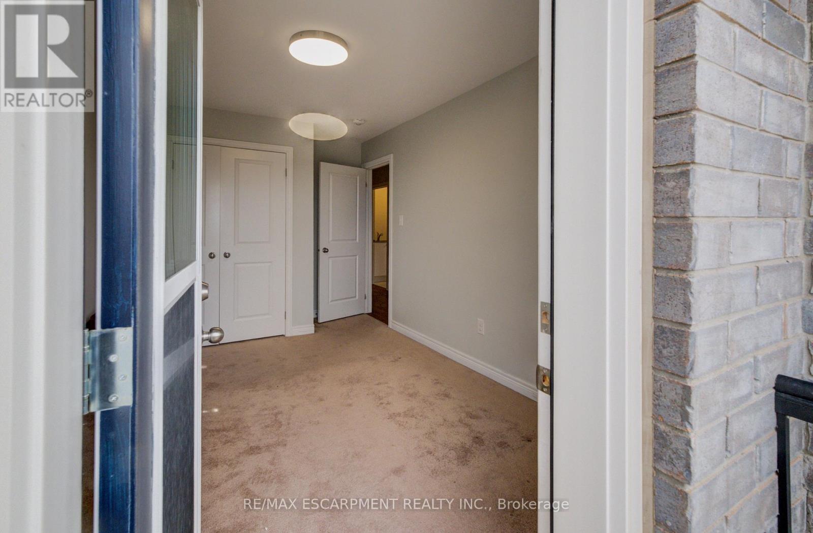 2285 Khalsa Gate, Oakville, ON - Photo Showing Other Room