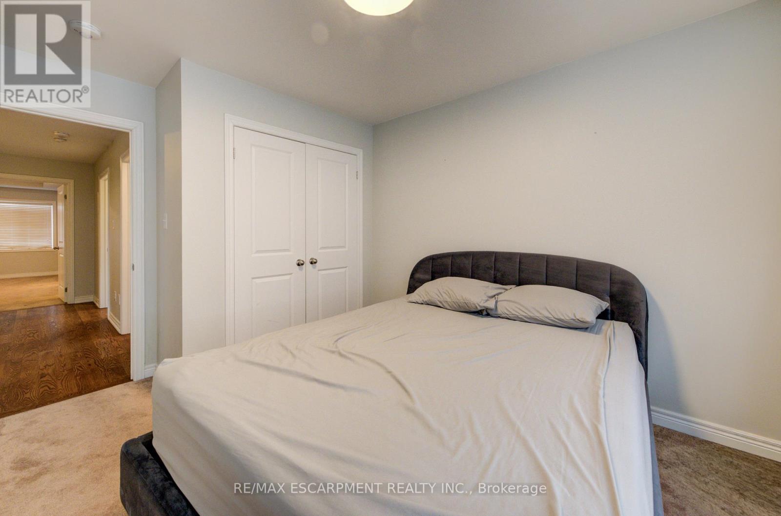 2285 Khalsa Gate, Oakville, ON - Indoor Photo Showing Bedroom