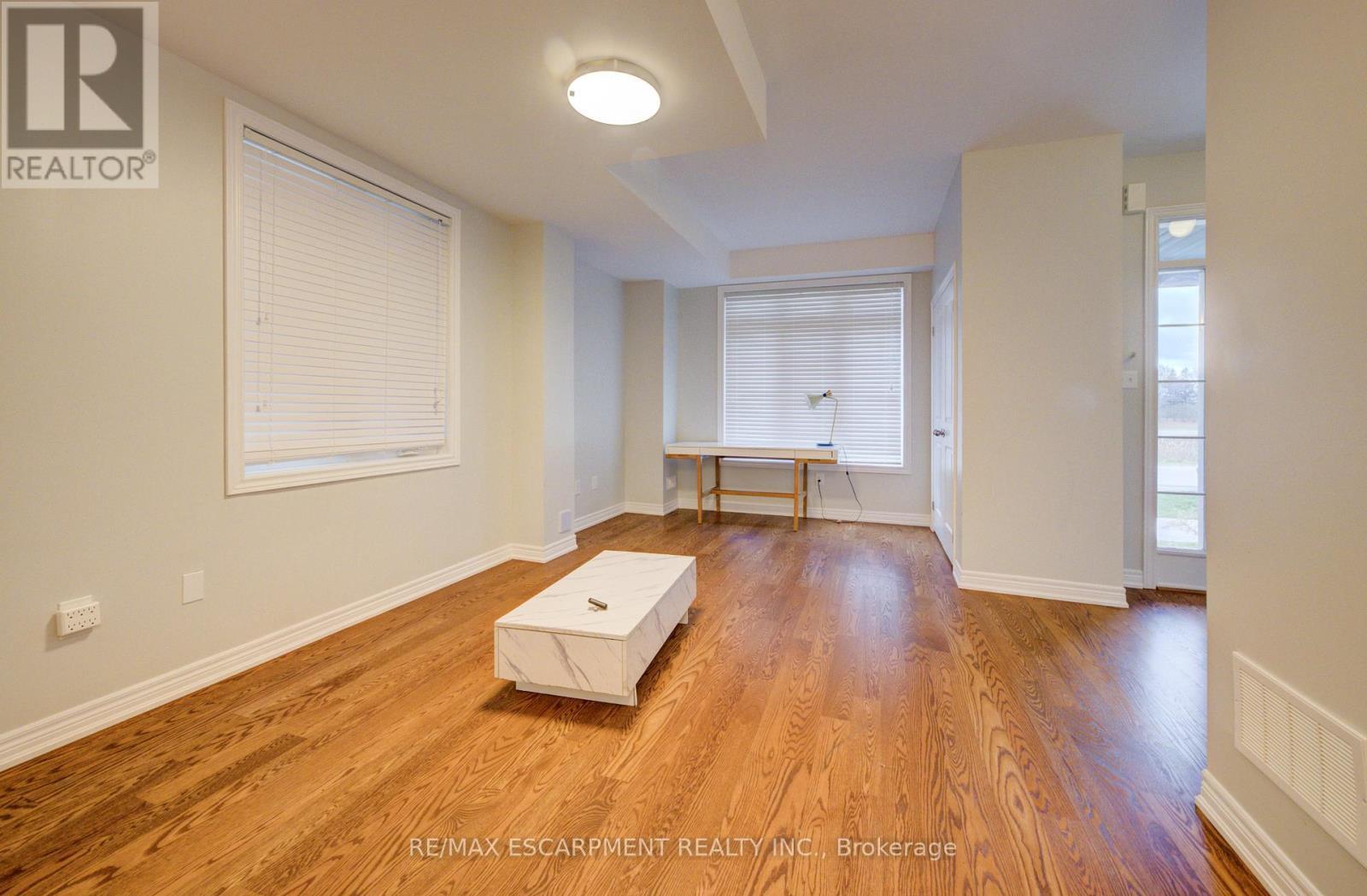 2285 Khalsa Gate, Oakville, ON - Indoor Photo Showing Other Room