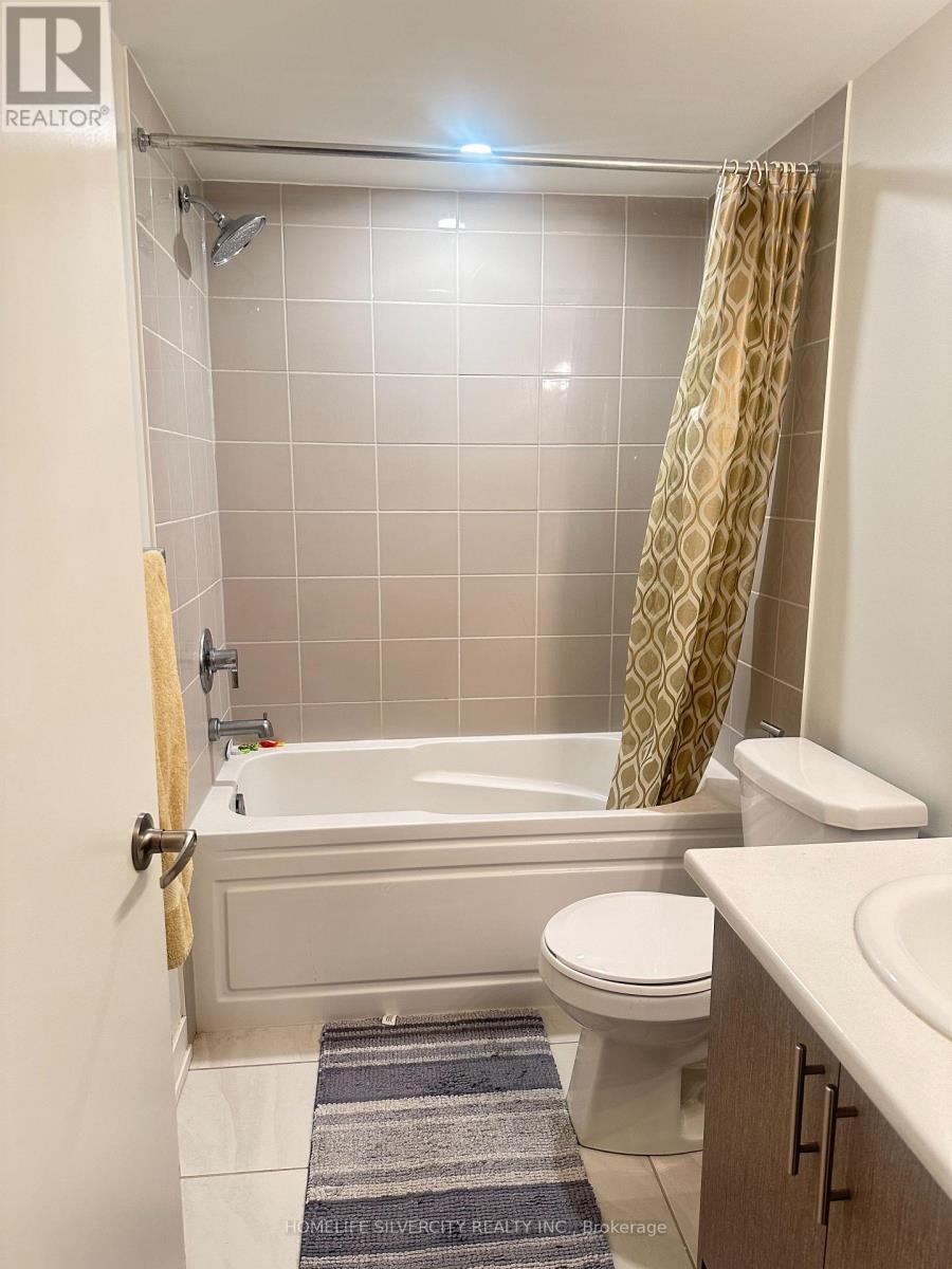 10 - 3562 Colonial Drive, Mississauga, ON - Indoor Photo Showing Bathroom