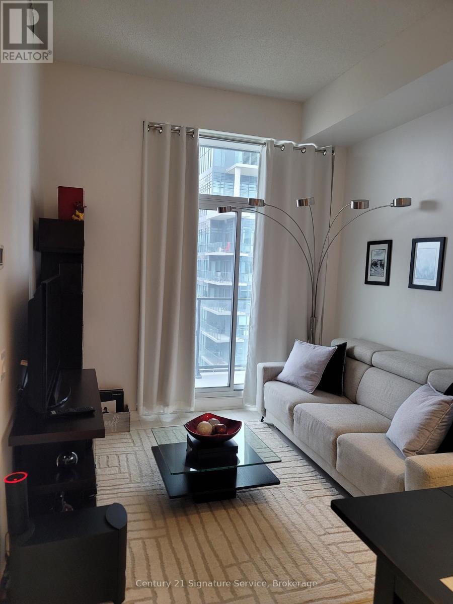 4503 - 2220 Lakeshore Boulevard W, Toronto, ON - Indoor Photo Showing Living Room