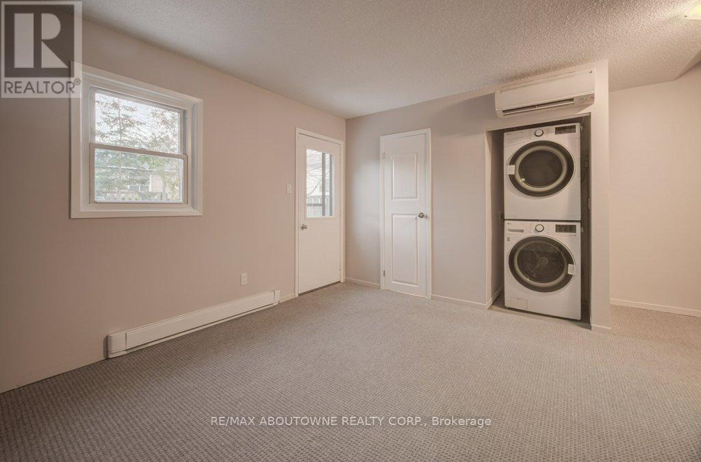 13 Normandy Place, Oakville, ON - Indoor Photo Showing Laundry Room