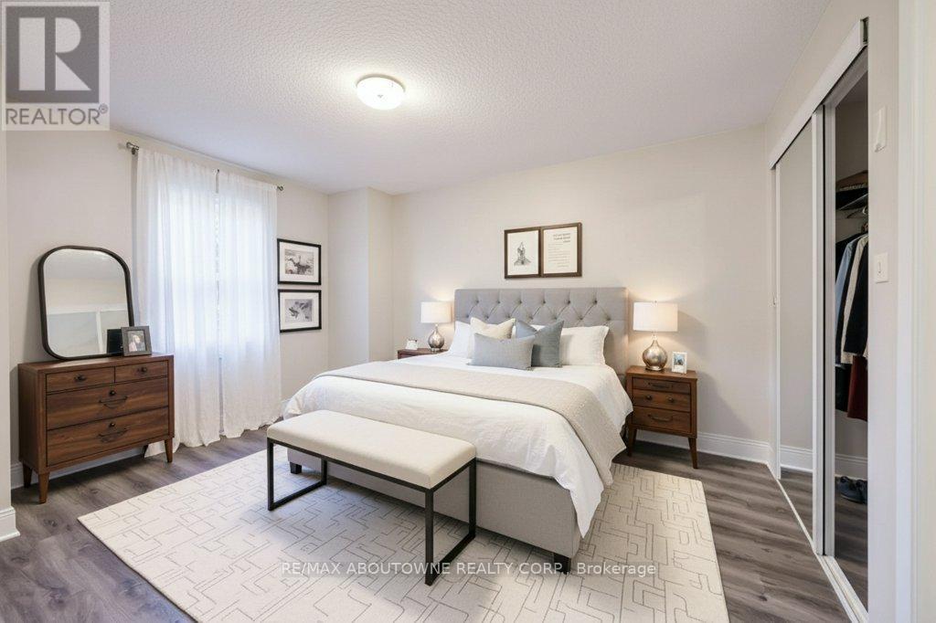 13 Normandy Place, Oakville, ON - Indoor Photo Showing Bedroom