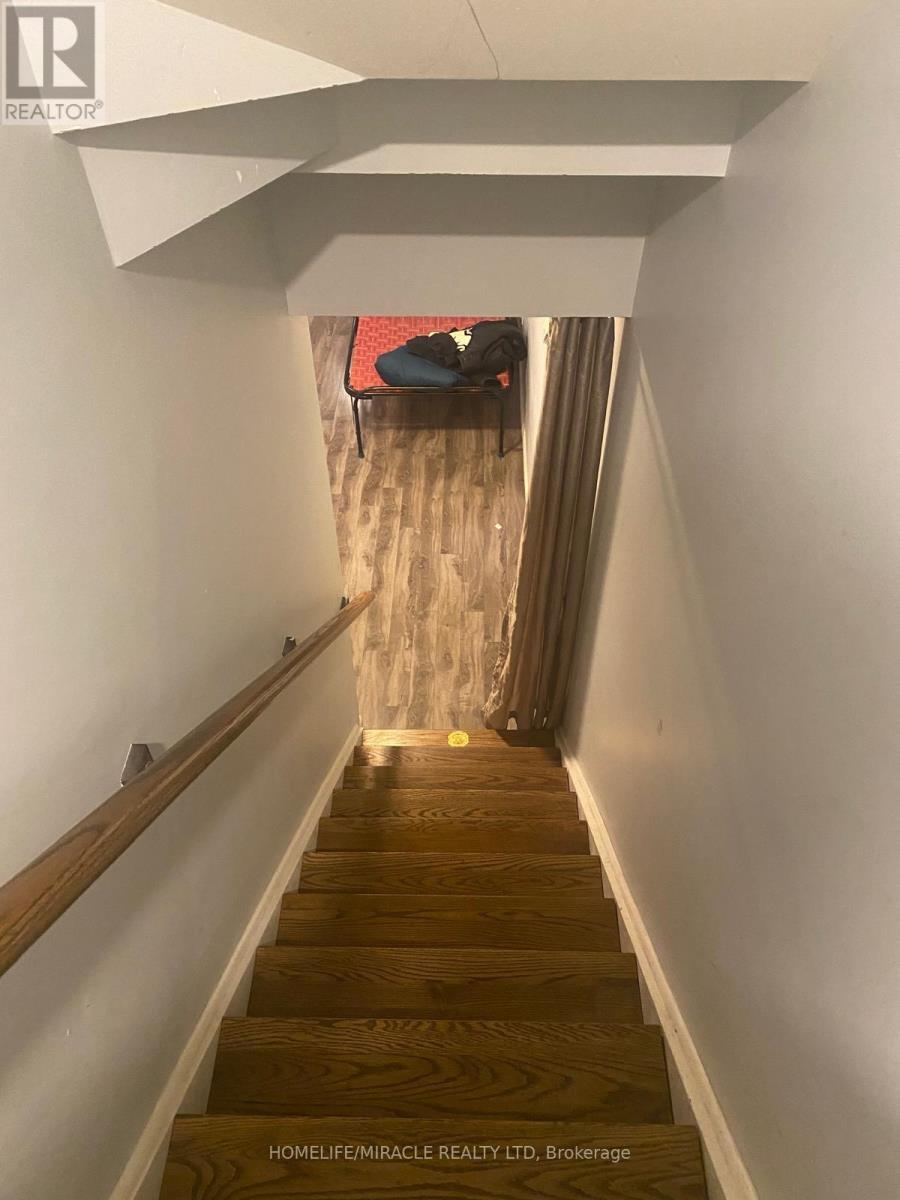 16 Golden Springs Drive, Brampton, ON - Indoor Photo Showing Other Room