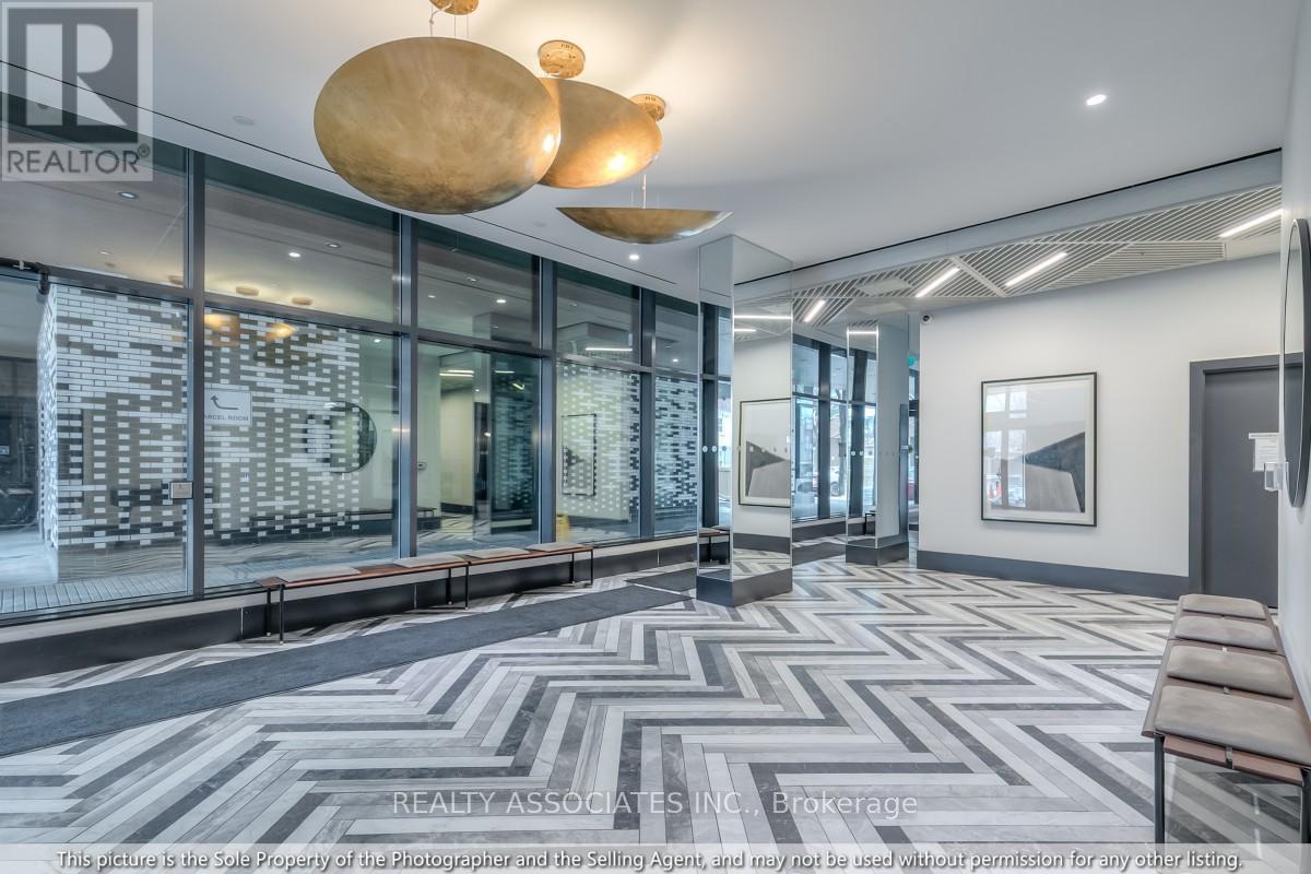 609 - 1808 St. Clair Avenue W, Toronto, ON - Indoor Photo Showing Other Room