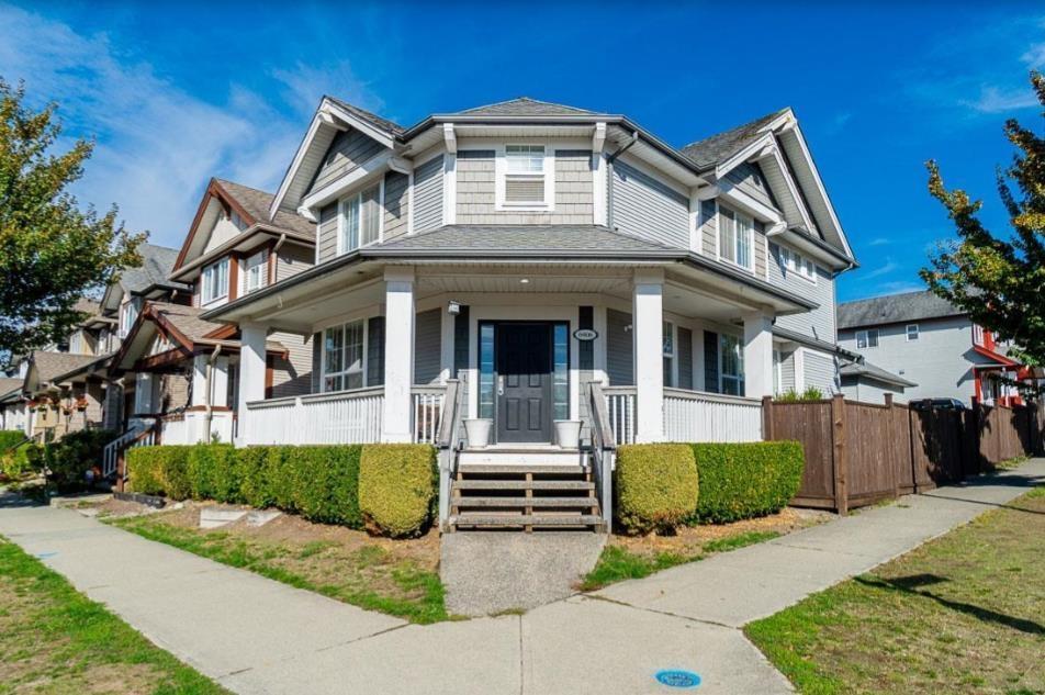 Basement 690X 190 Street, Surrey, BC - Outdoor With Deck Patio Veranda With Facade