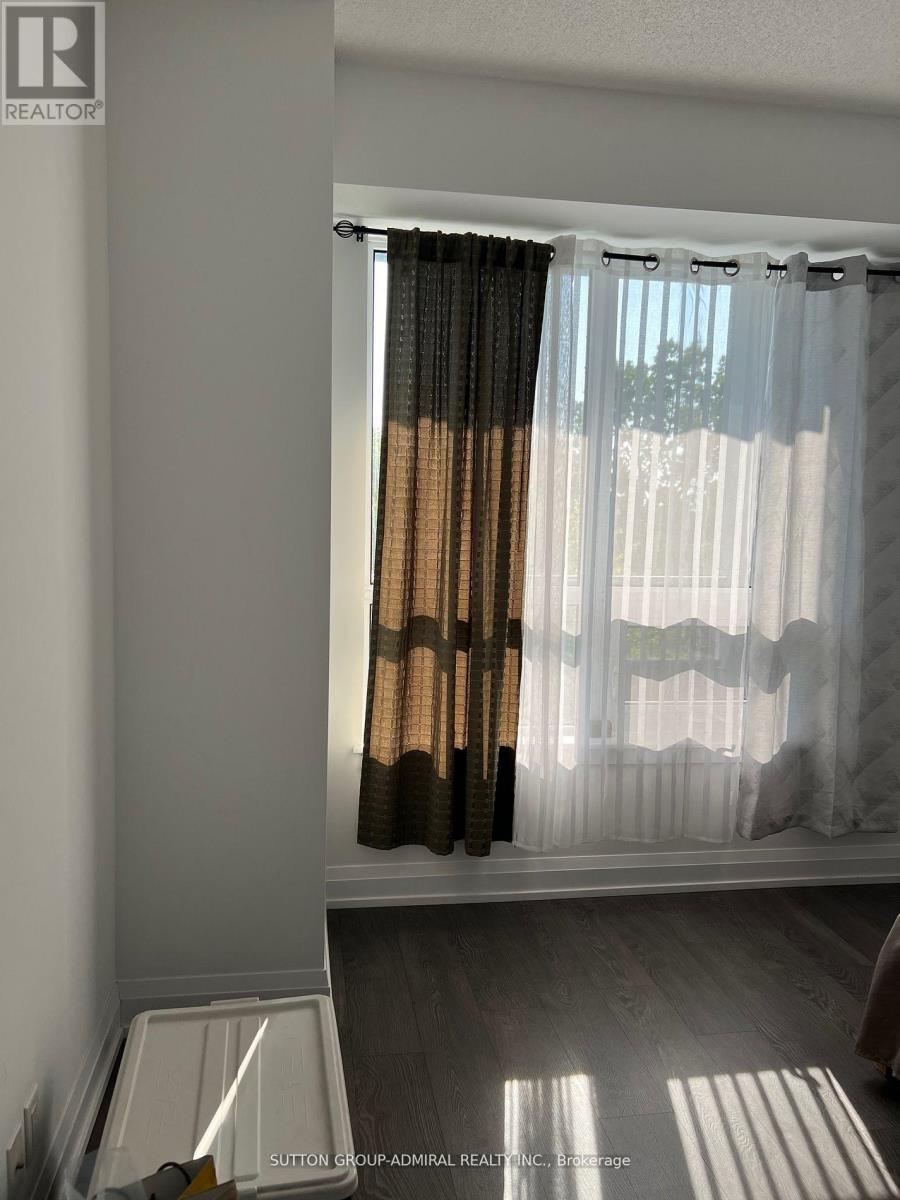 319 - 7900 Bathurst Street, Vaughan, ON - Indoor Photo Showing Other Room