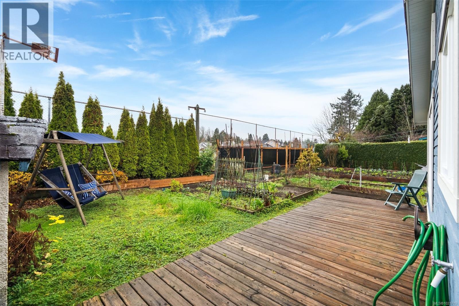 9950 Seaview St, Chemainus, BC - Outdoor With Deck Patio Veranda
