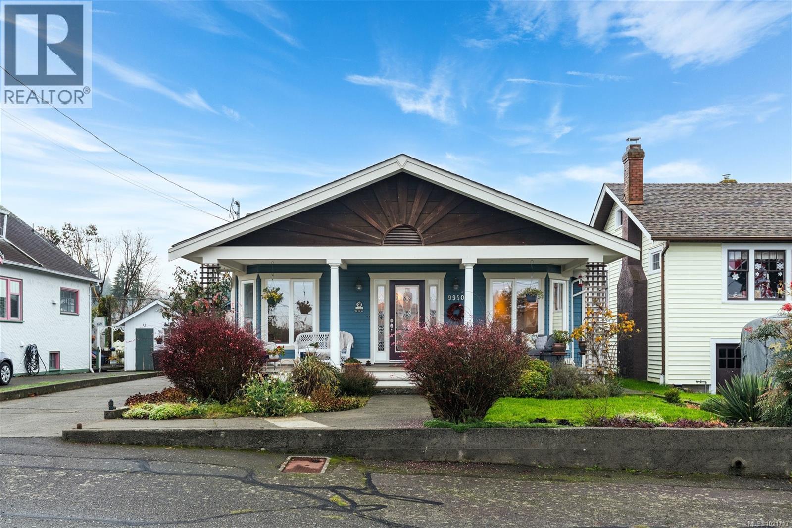 9950 Seaview St, Chemainus, BC - Outdoor With Facade
