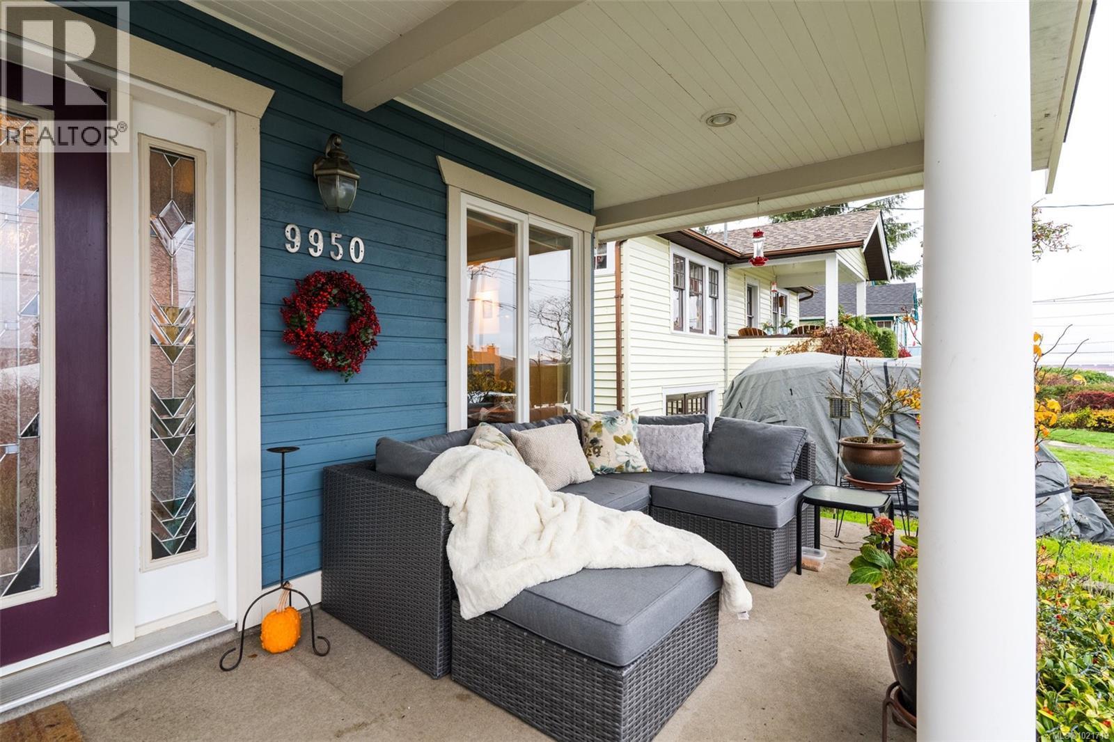 9950 Seaview St, Chemainus, BC - Outdoor With Deck Patio Veranda With Exterior