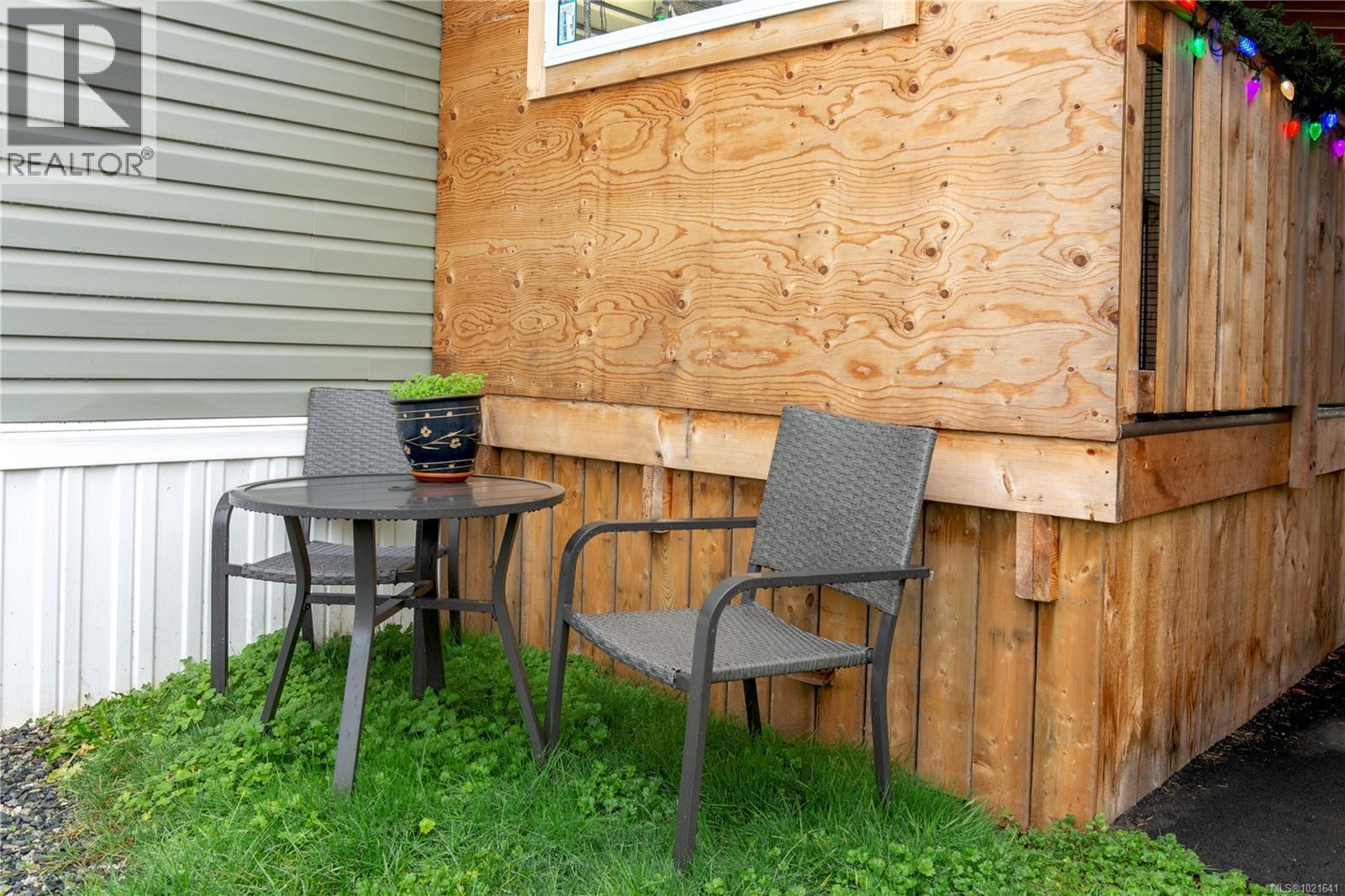 1 Honey Dr, Nanaimo, BC