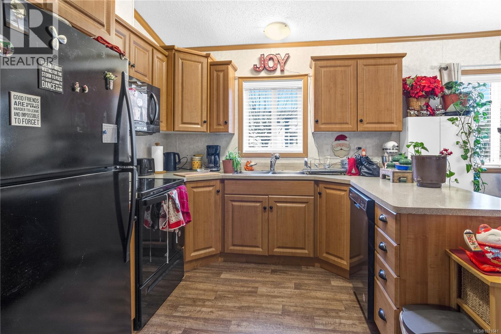 1 Honey Dr, Nanaimo, BC