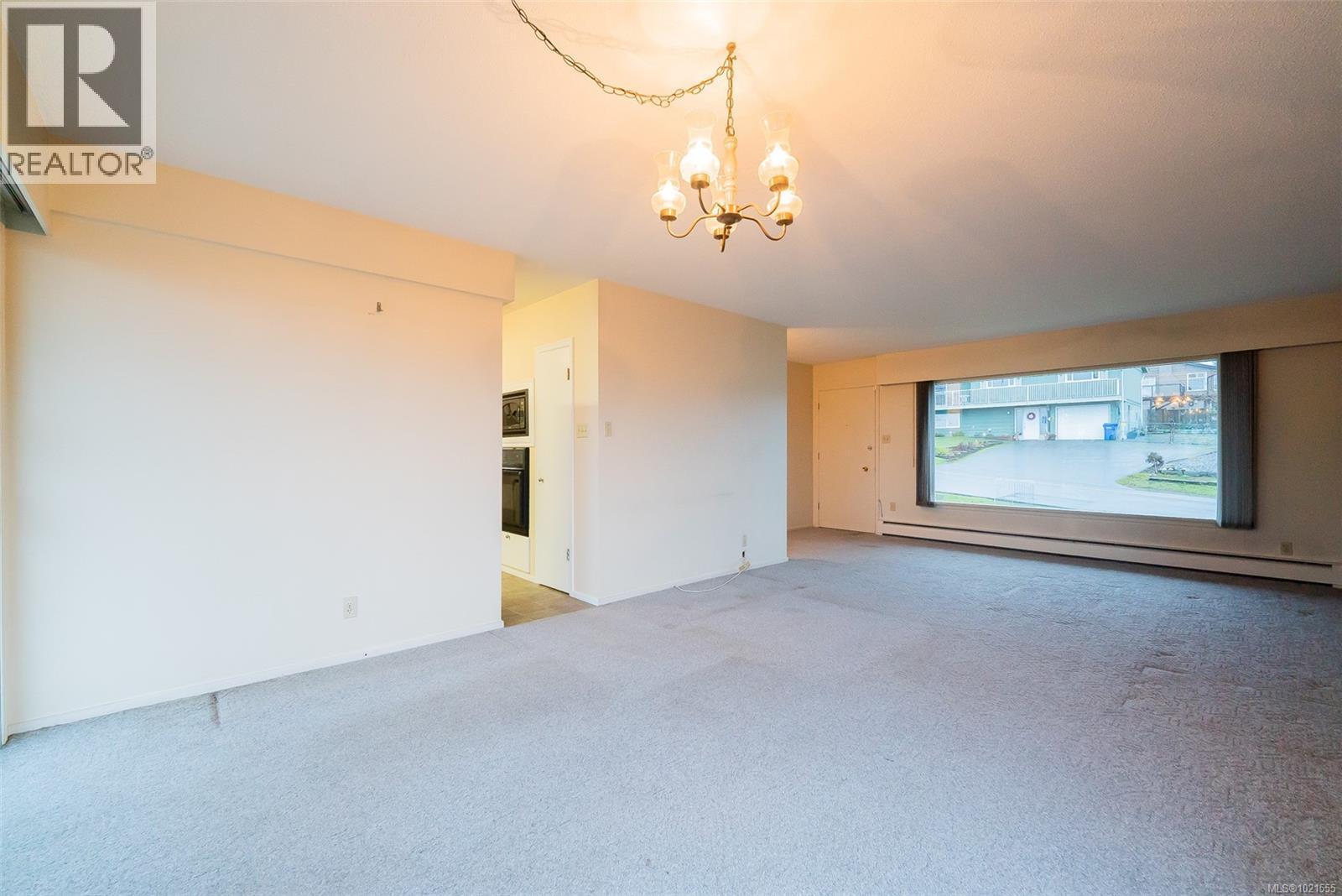2620 Glenayr Dr, Nanaimo, BC - Indoor Photo Showing Other Room