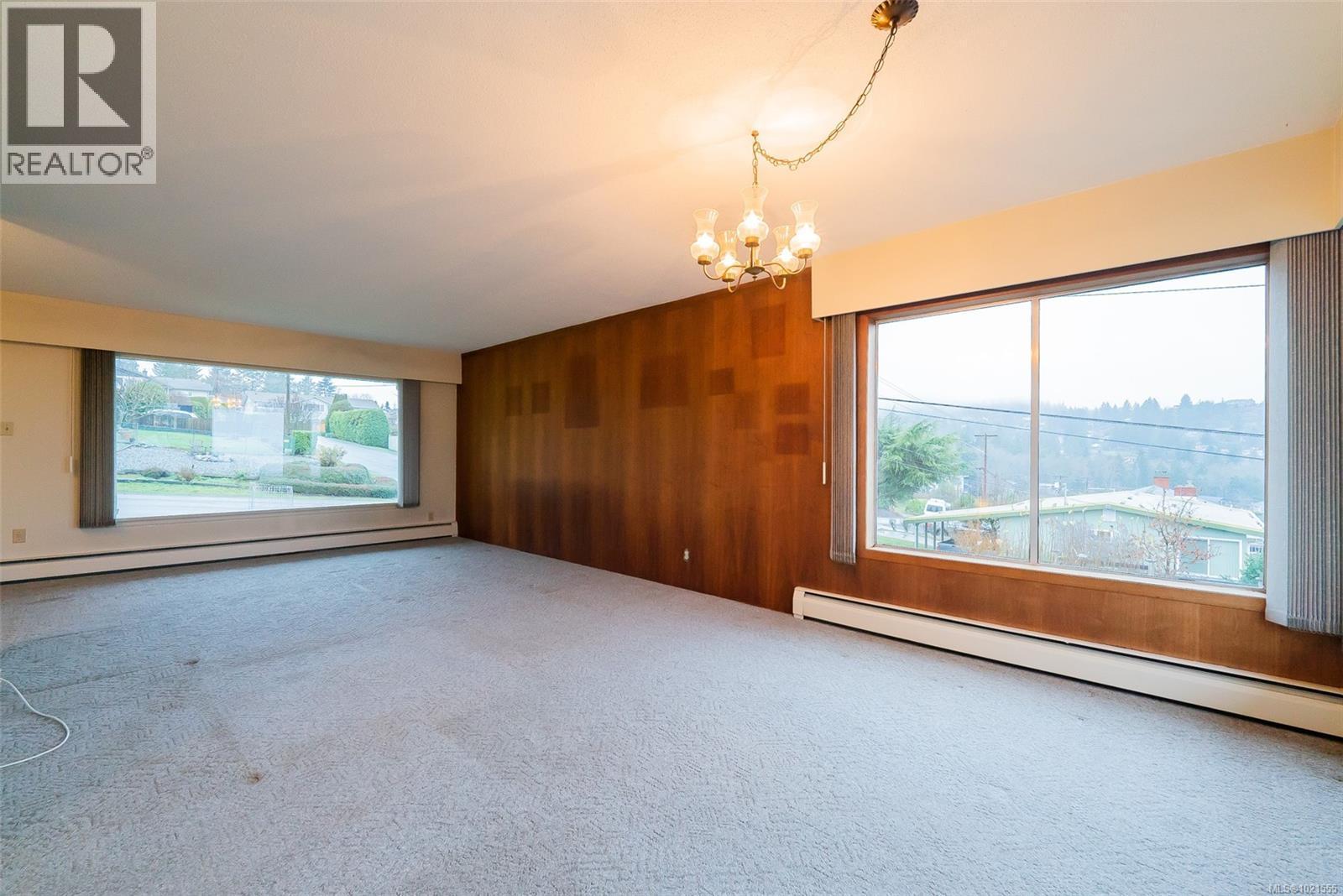 2620 Glenayr Dr, Nanaimo, BC - Indoor Photo Showing Other Room