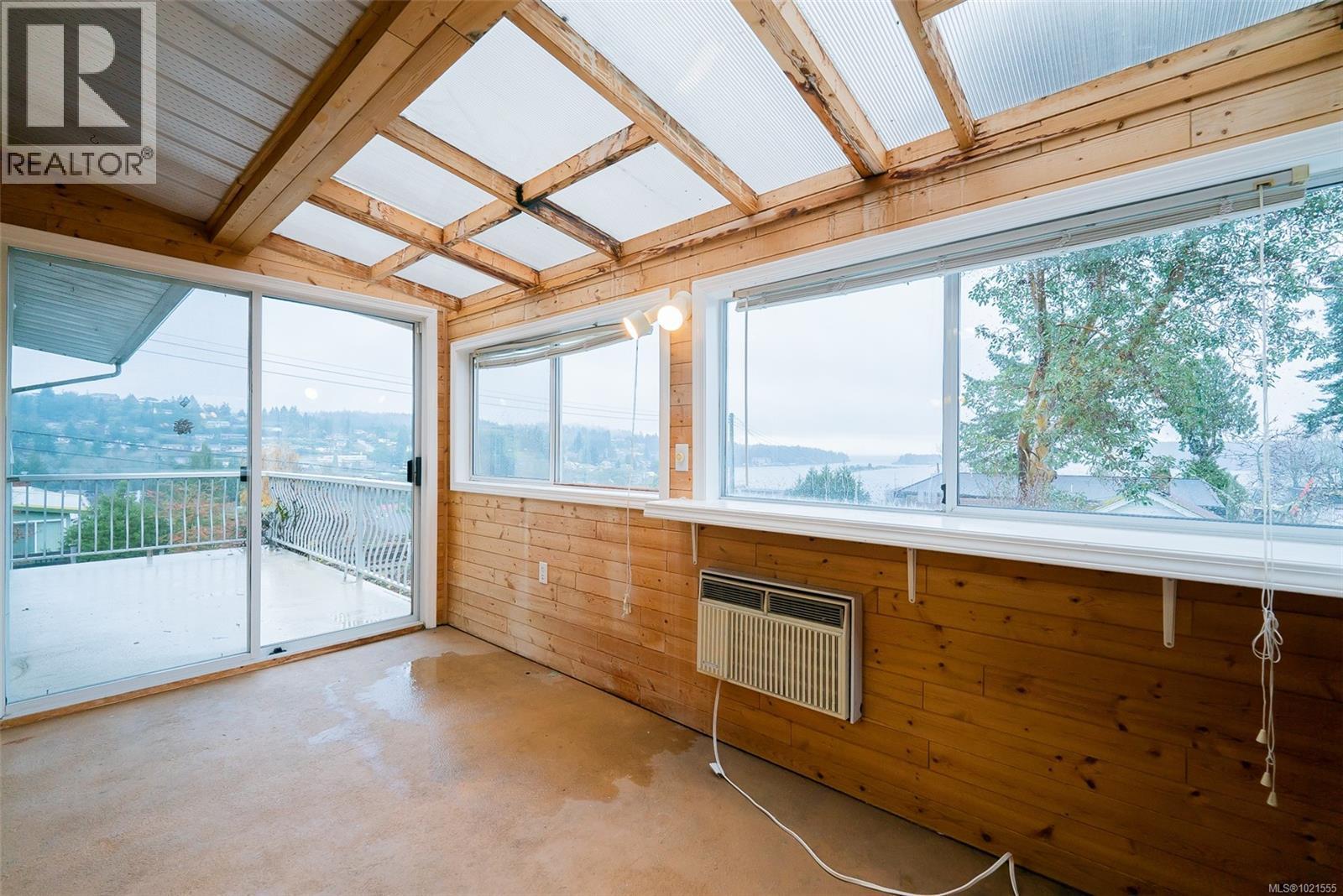 2620 Glenayr Dr, Nanaimo, BC - Indoor Photo Showing Other Room