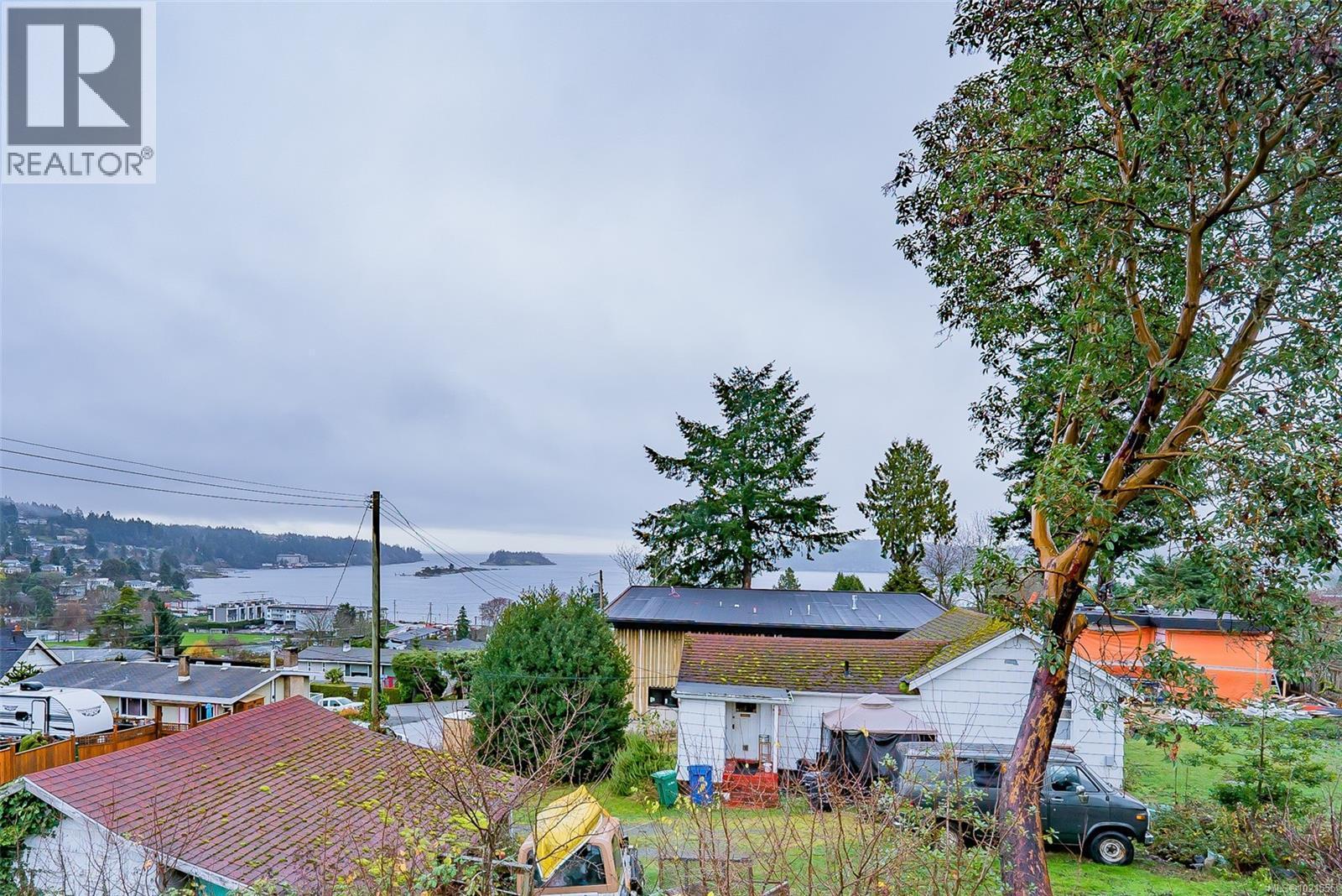 2620 Glenayr Dr, Nanaimo, BC - Outdoor