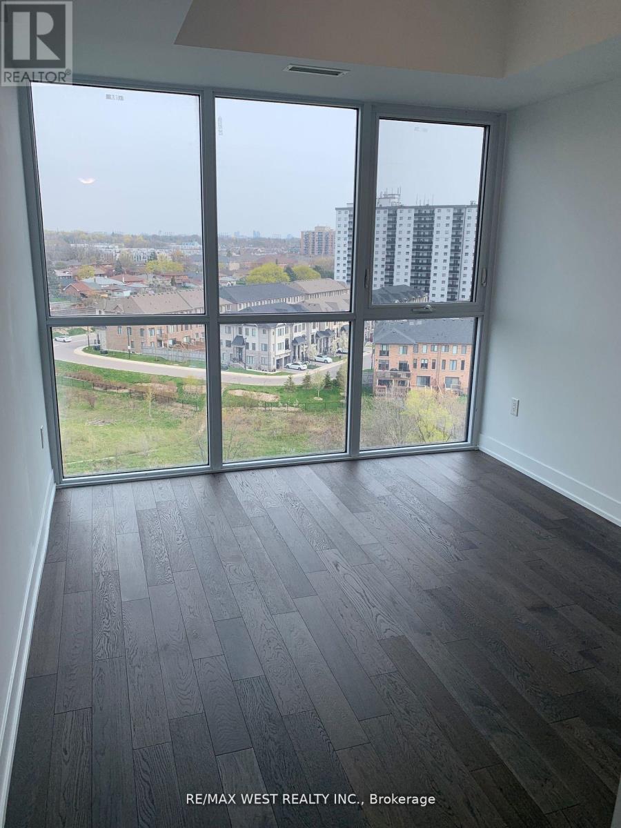 802 - 1063 Douglas Mccurdy Comm Circle, Mississauga, ON - Indoor Photo Showing Other Room