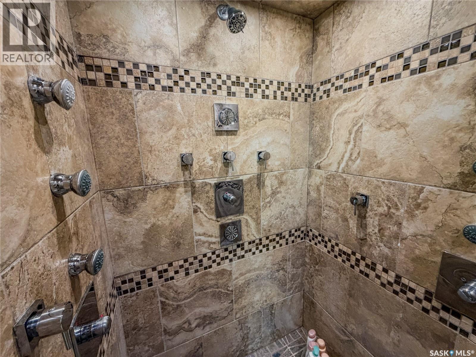 306 345 Morrison Drive, Yorkton, SK - Indoor Photo Showing Bathroom