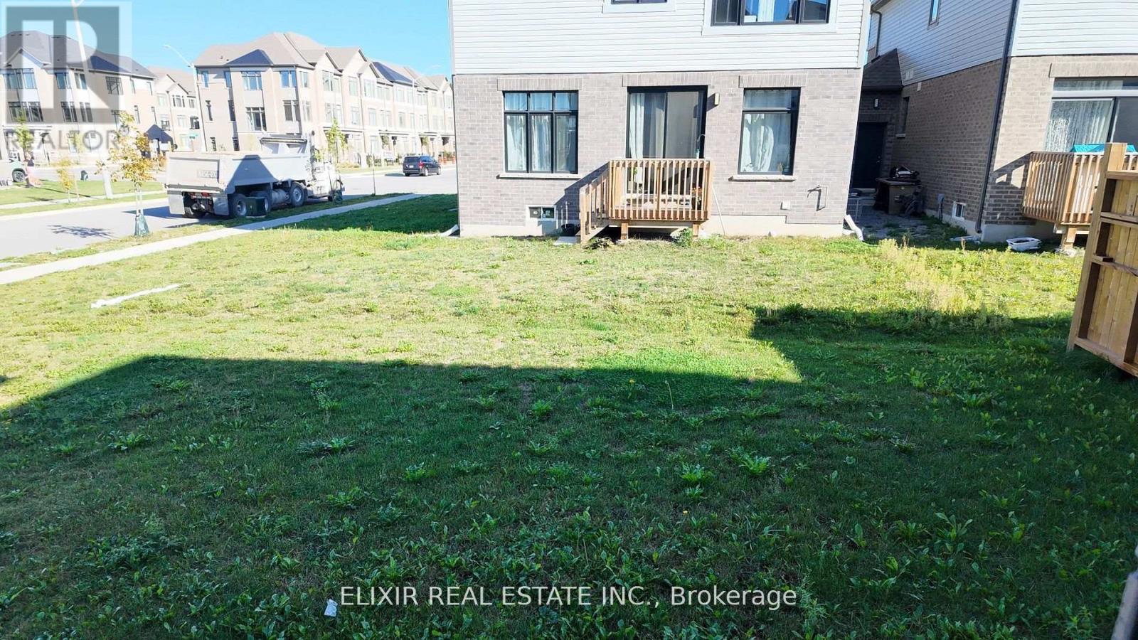 3 Weylie Street E, Hamilton, ON - Outdoor