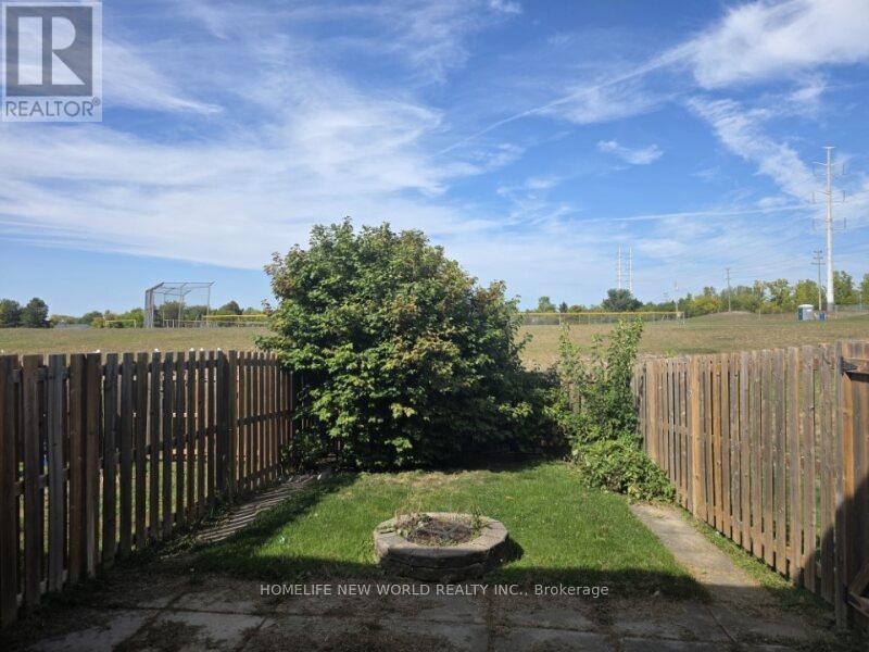 28 - 131 Rockwood Avenue, St. Catharines, ON - Outdoor