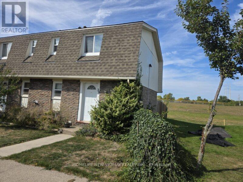 28 - 131 Rockwood Avenue, St. Catharines, ON - Outdoor