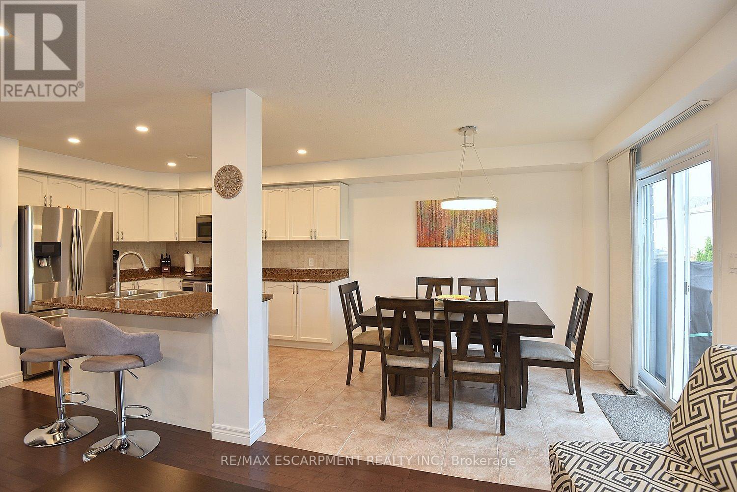 102 Celestial Crescent, Hamilton, ON - Indoor