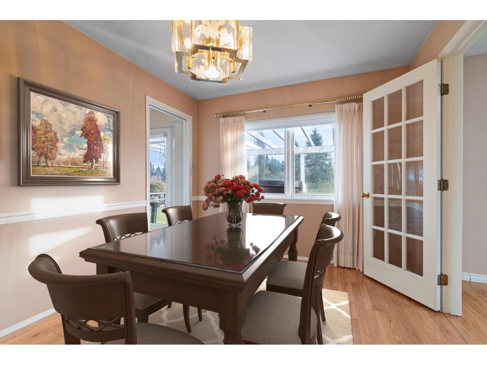 8058 Glover Road, Langley, BC - Indoor Photo Showing Dining Room