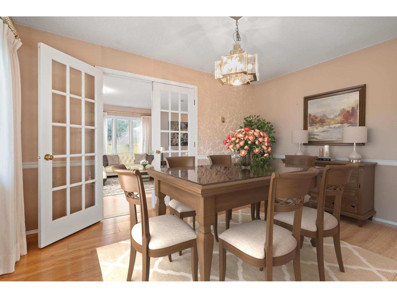 8058 Glover Road, Langley, BC - Indoor Photo Showing Dining Room