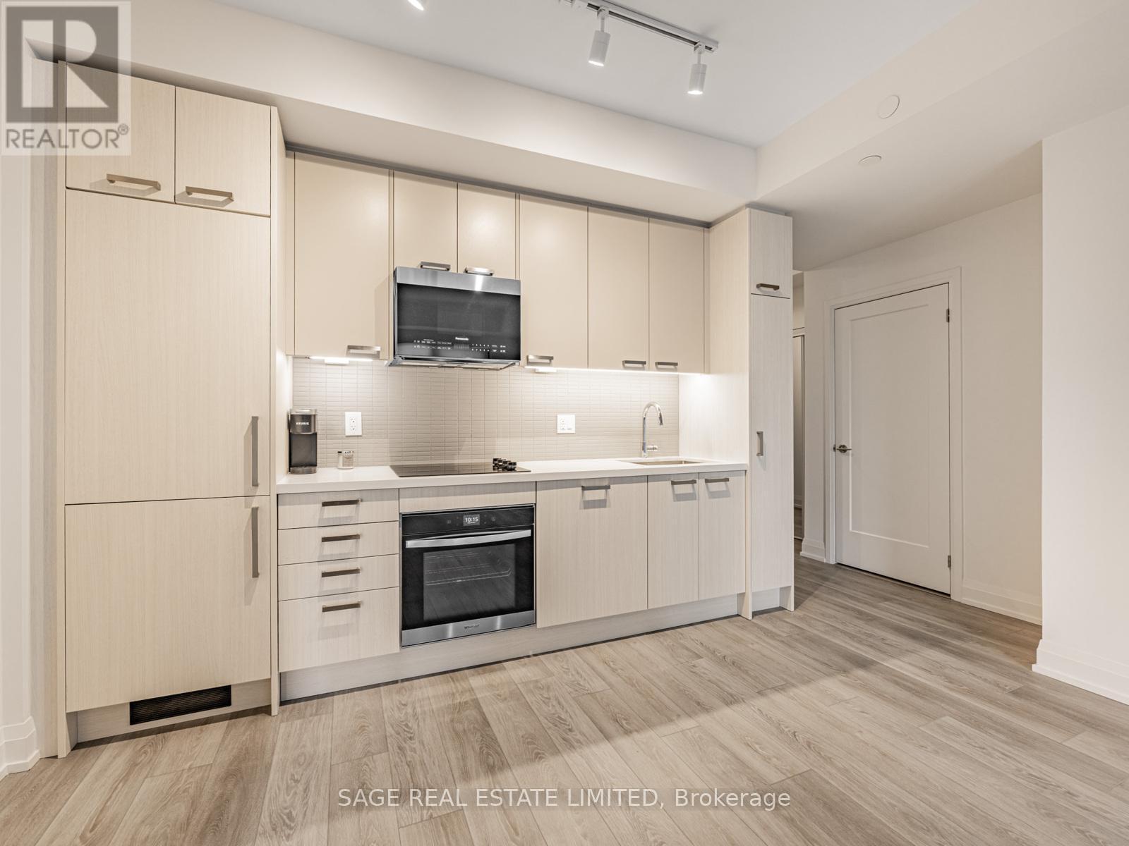 911 - 20 Soudan Avenue, Toronto, ON - Indoor Photo Showing Kitchen