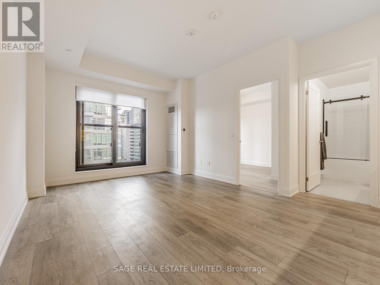 911 - 20 Soudan Avenue, Toronto, ON - Indoor