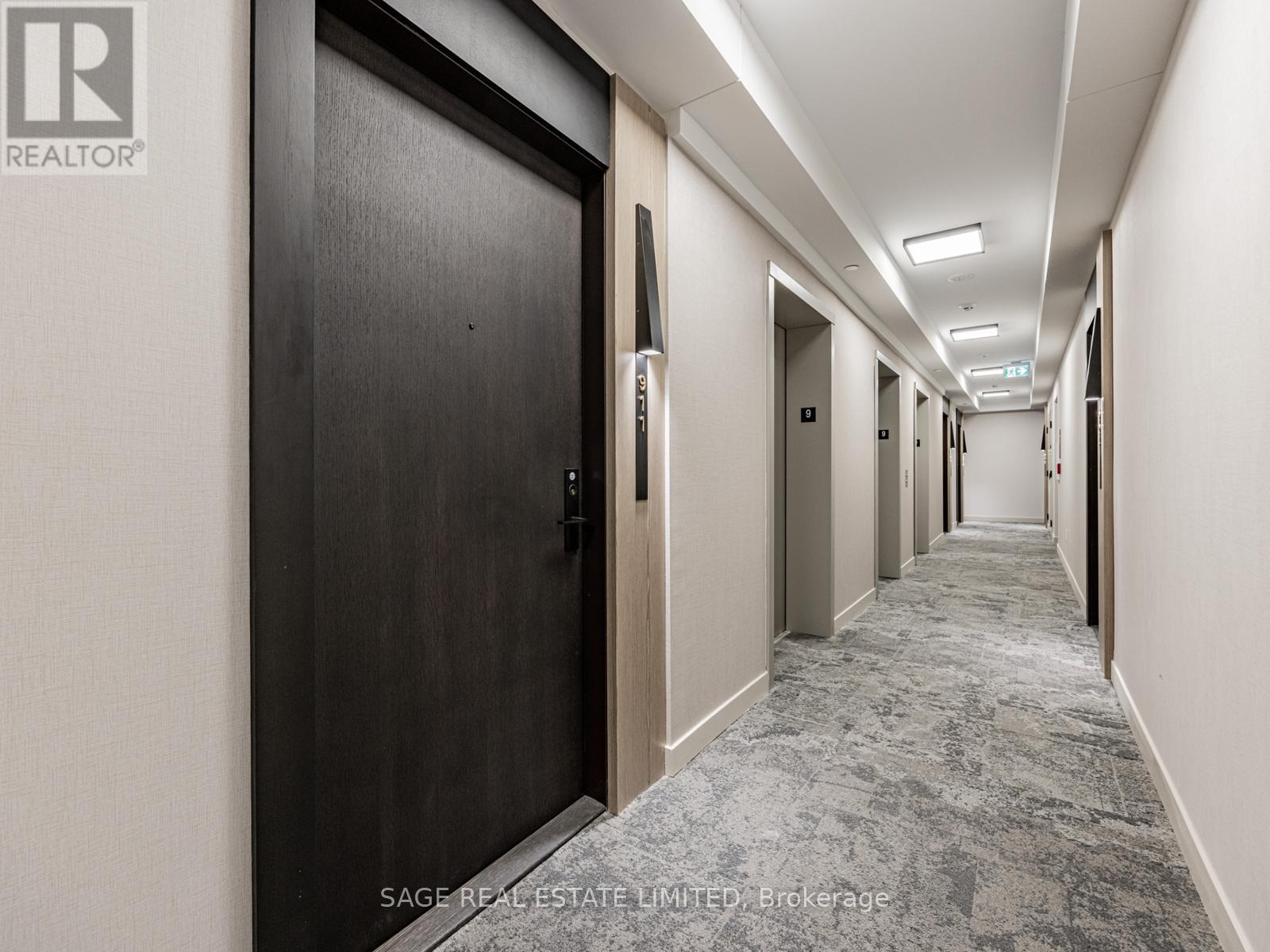 911 - 20 Soudan Avenue, Toronto, ON - Indoor Photo Showing Other Room