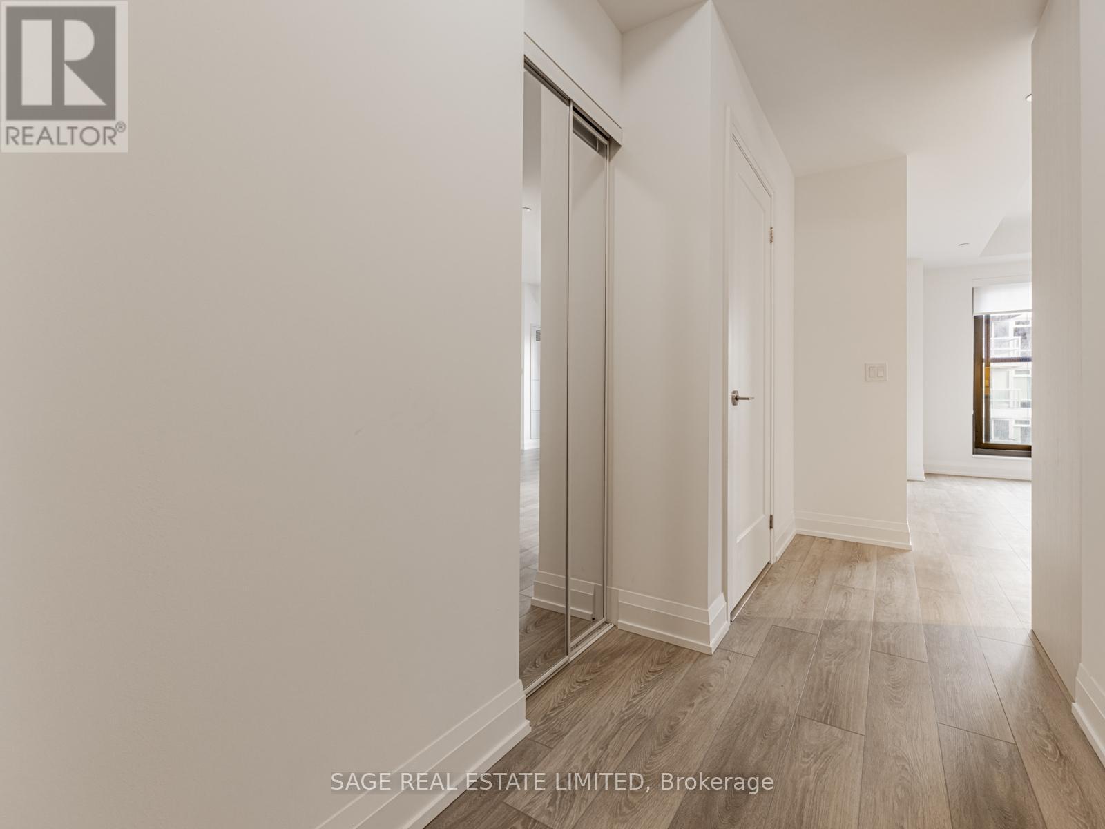 911 - 20 Soudan Avenue, Toronto, ON - Indoor Photo Showing Other Room